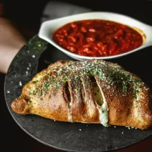 CALZONE MOZZA