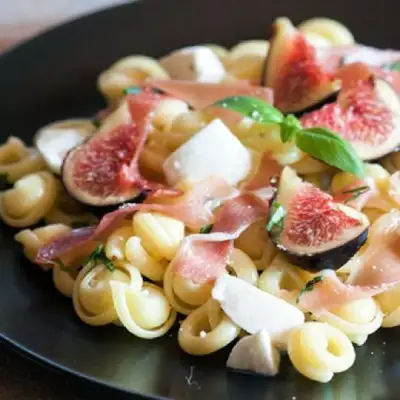 TORCHETTI FIGUES ET MAGRET DE CANARD